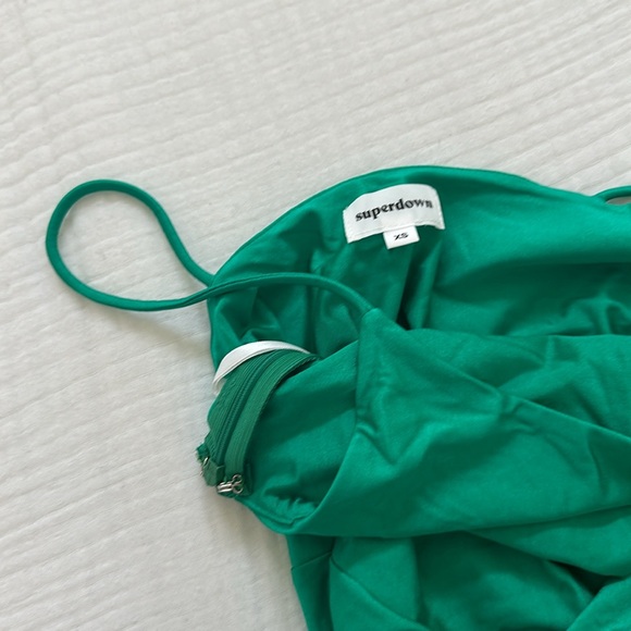 Superdown dress - Picture 3 of 4